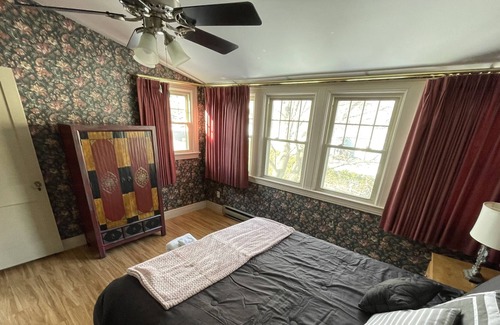 East Haven  Rutland County Casa | Cute Vermont house, close to ski mtn. and lakes