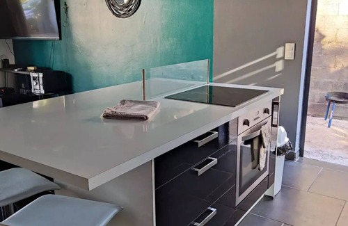 Petite-ÃŽle Casa | Cute villa 15 minutes from the beach