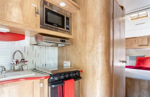 St. Augustine South Casa | Cute Vintage Camper