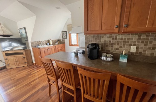 Rock Hall Apartamento | Cute waterfront apartment -- 8 min from the beach!