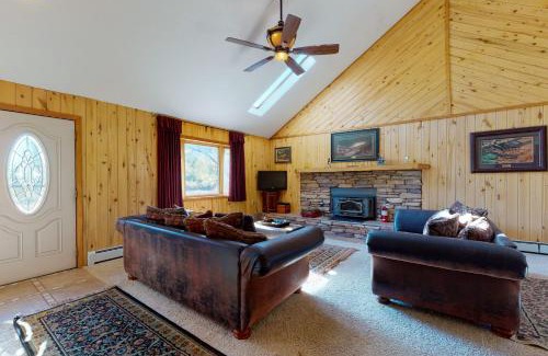 South Fork Casa | Cutthroat Lodge