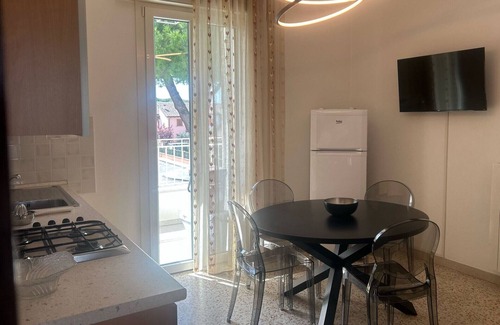 Pinarella Apartamento | CV006 - Cervia, elegant two-room apartment with air conditioning