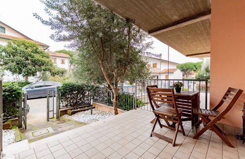 Cervia Apartamento | CV012 – Cervia, cozy three-room apartment with garden
