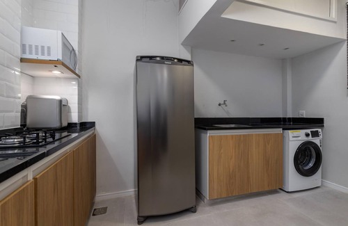 Tijuca Apartamento | Near the Underground and 20 Minutes From Maracan Cv410
