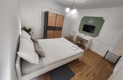 Bela Crkva Casa | Cvet - Sobe