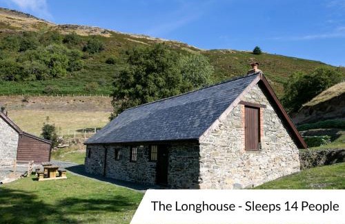 Rhayader Casa | Cwm Clyd Longhouse