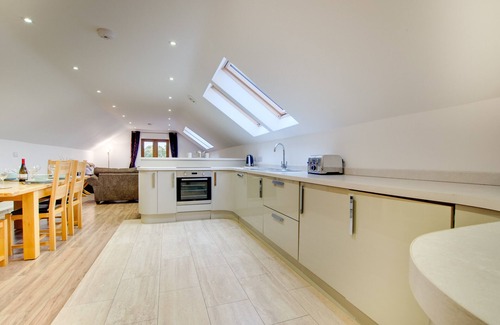 Cross Inn Casa | Cwm Hyfryd - Cuatro Habitaciones Casa, Capacidad 8