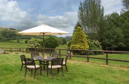 Knighton Casa | Cwmgilla Farm
