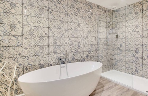 Llanllyfni Casa | Esta es una casa de campo con una diferencia. Hermoso diseño y detalle en todas partes, lo que le permite relajarse i