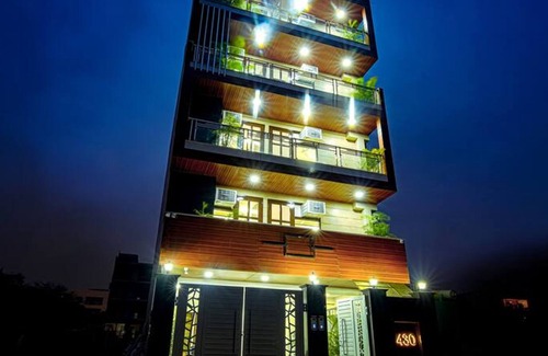 Gurugram Apartamento | Cyber Hub Retreat Near Global Foyer