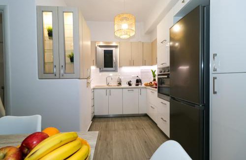 Naxos Town Casa | Cycladic Home on the hill with beautiful views!