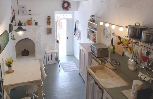 Kimolos Casa | Cycladic stone house, part of the Kimolos Castle