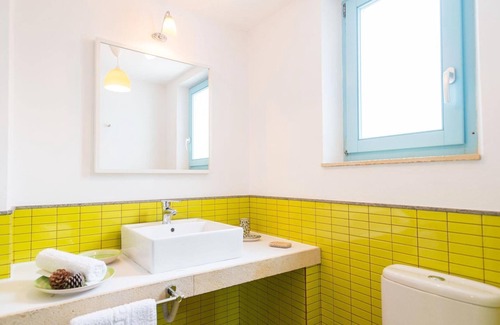 Skala Casa | Casa de estilo cicládico cerca del mar con espléndidas vistas de Chora.