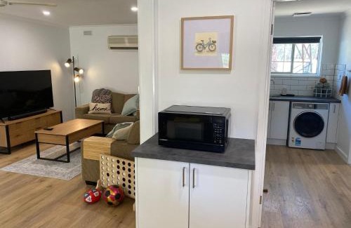 Wooragee Casa | Cycle on Star Lane