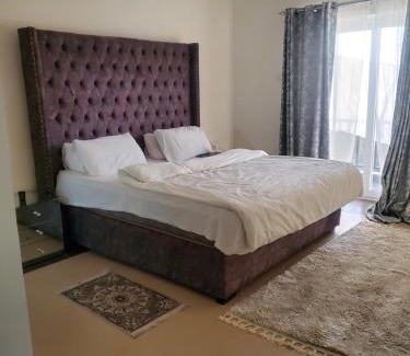 Thompson Estate Apartamento | Cycyhomes