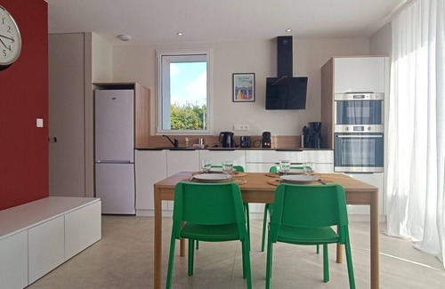 Les Sables d'Olonne Chalet De Esquí | Cygne- Maison proche de tout - Jacuzzi privatif