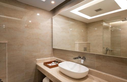 Dehradun Hotel | Cygnett Inn Paras