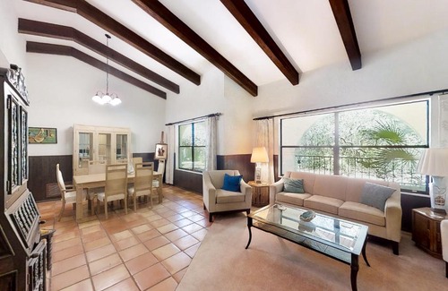 East Lake Casa | Cypress Run Daydream