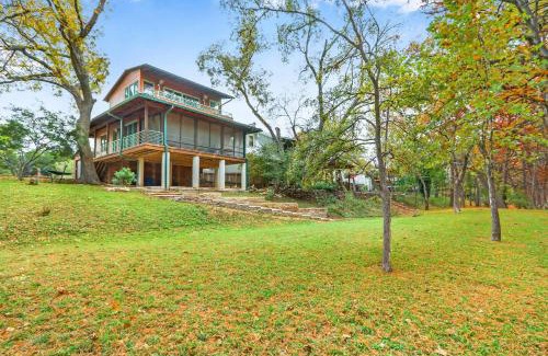 Wimberley Casa | Cypress Star