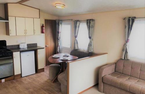 Ingoldmells Casa | Cypress Superior Holiday Home