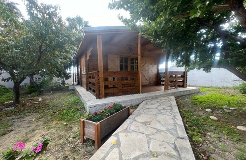 Agios Theodoros Chalet De Esquí | Cyprus Glamping Park