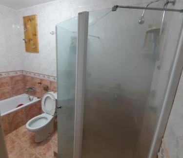 Caesarea Cama Y Desayuno | Czarina Cabin הבקתה הקיסרית והדירה הקיסרית czarina apartment