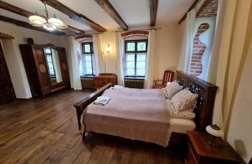 Myslakowice Casa | Czerwony Dworek 8 - Agroturystyka Karkonosze