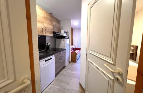 Plagne 1800 Apartamento | Départ Skis