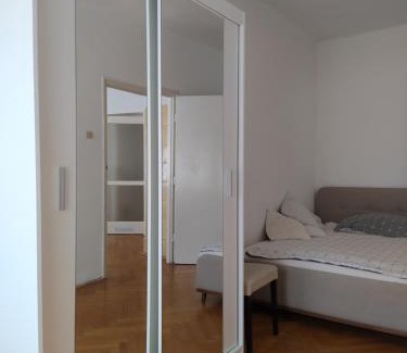Szeged Apartamento | Dóm Tér Apartman 1