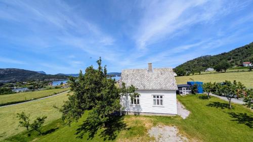 Uskedal Cama Y Desayuno | Dønhaug Gjestegard