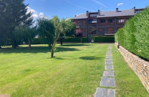 Age Apartamento | Dúplex a Age amb piscina