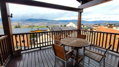 Alp Apartamento | Dúplex en el centro de Alp