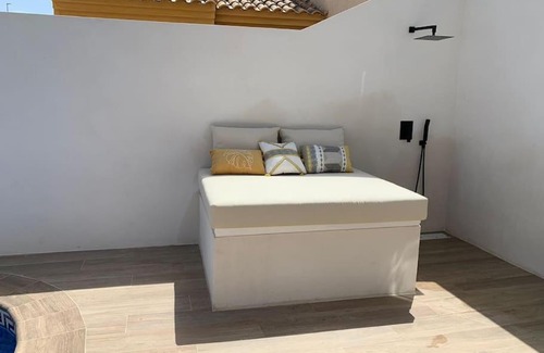 Playa Paraíso Casa | Dúplex mediterráneo con piscina y cenador
