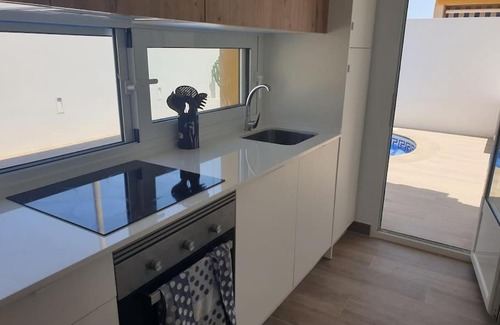 Playa Paraíso Casa | Dúplex mediterráneo con piscina y cenador