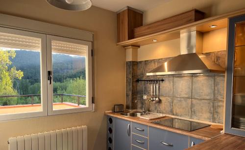 Segura de la Sierra Apartamento | Dúplex Río Madera