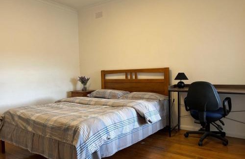 Bundoora Casa | D环境优雅近商区别墅大房elegant environment, large rooms near commercial villas