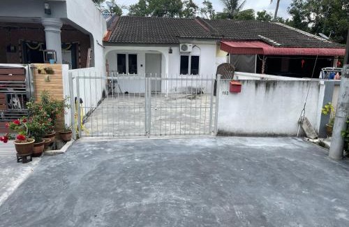 Port Dickson Casa | D Alfa Homestay