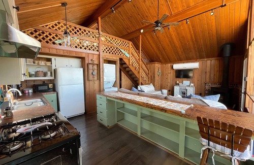 Farmerville Casa | D'arbonne Nest Rentals: The Eagles Nest Cabin
