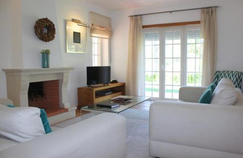 Praia del Rei Apartamento | D. Duarte Townhouse