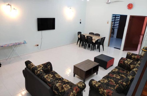 Telok Mas Casa | D'home 39 homestay