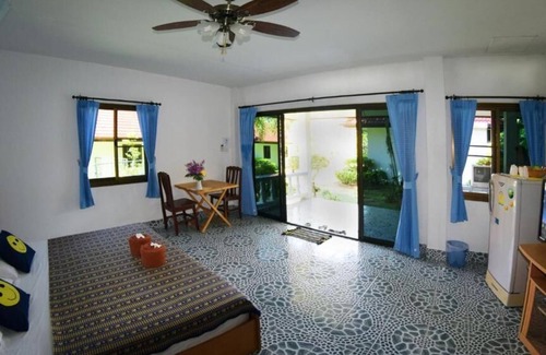 Rawai Hotel | D&K Smiley Phuket Resort