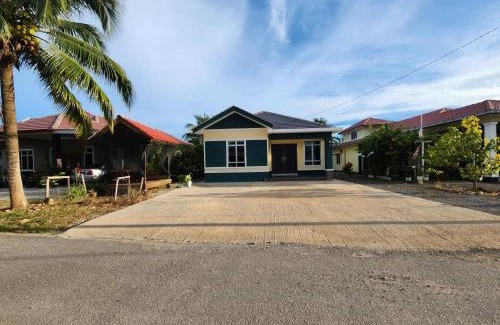 Pernu Casa | D'Kampung Homestay Melaka