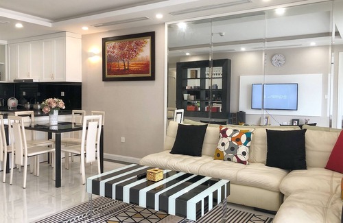 Quang An Apartamento | D'Le Roi Soleil Apartment & Suites Hanoi - 5 Minutes to Westlake
