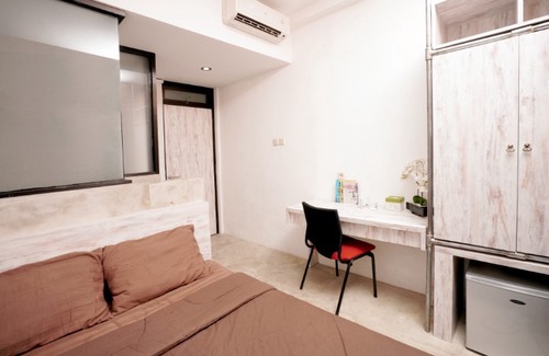Depok Hotel | D'Paragon Seturan 1