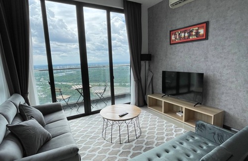 Gelang Patah Apartamento | D'pristine 3 bedroom condo 10pax 3mins walk to Legoland!