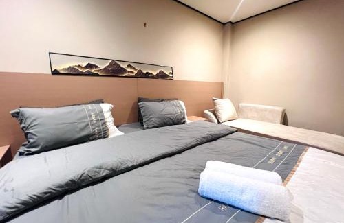 Pratumnak Hill Hotel | D Residence五分钟到达海滩