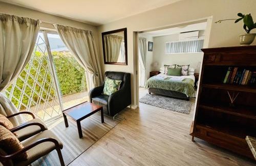Kenridge Apartamento | D'urban Ridge Self catering Apartment