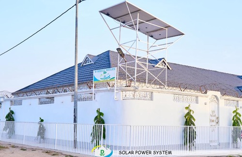 Old-Yundum Apartamento | D White Villas