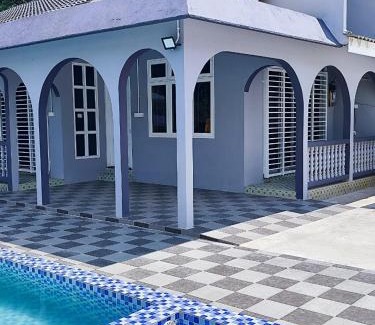 Kampung Dusun Rendah Casa | D’wokah Roomah Pool & Space