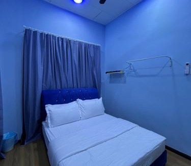 Kampung Dusun Rendah Casa | D’wokah Roomah Pool & Space